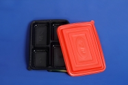 Evenly divided black four-compartment lunch box AV